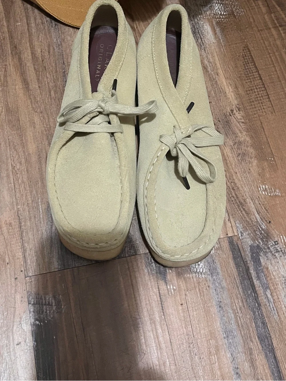 Clark’s Originals Wallabee Chukka Women’s Shoes